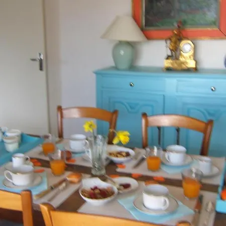 Le Clos Albertine לינה וארוחת בוקר